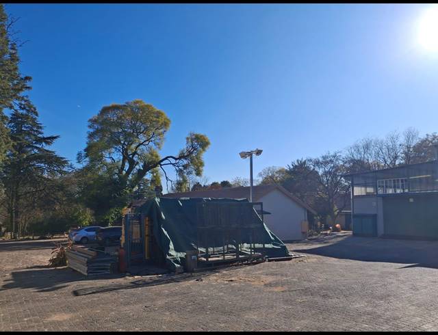 18,454M² VACANT LAND FOR SALE IN LINBRO PARK